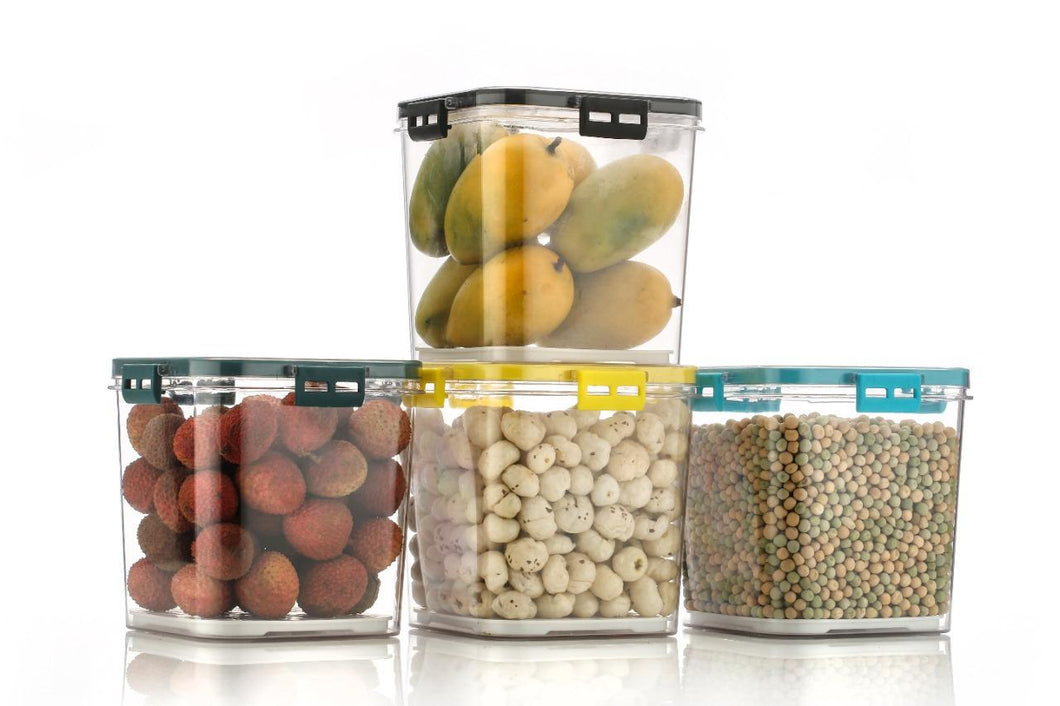 Airtight Plastic Storage Container Set, With 4 Containers